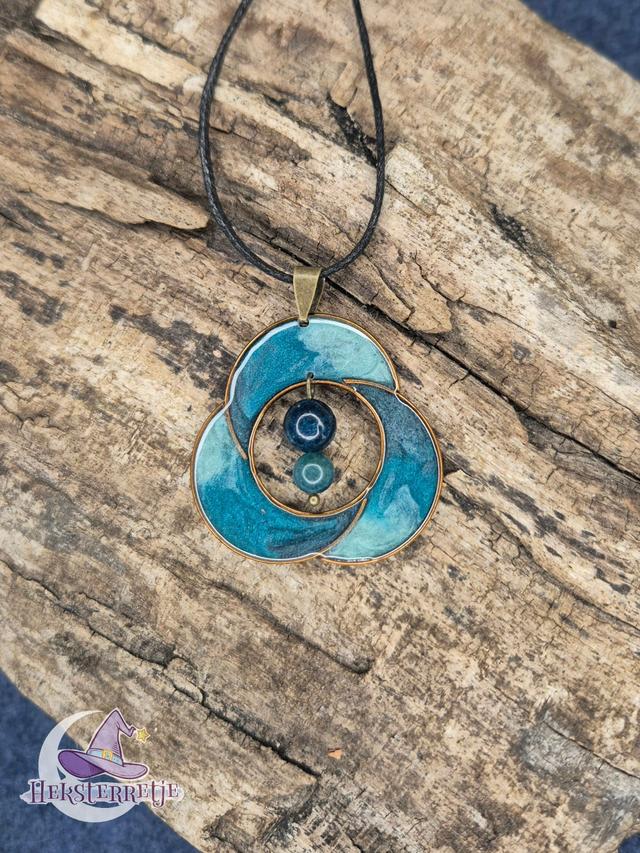 Magische ketting met blauwe apatiet